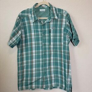 Columbia Men's Short‎ Sleeve Teal Plaid Fishing Shirt Size M